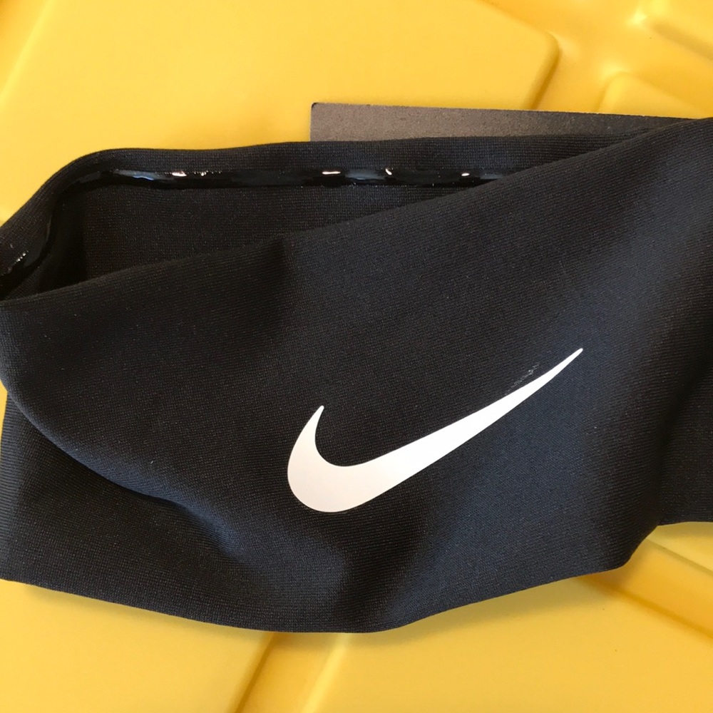 Nike Dry Wide Headband - Picture 3 of 5